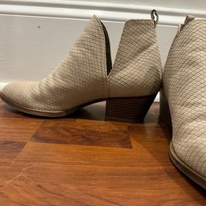 Chinese laundry tan ankle boots